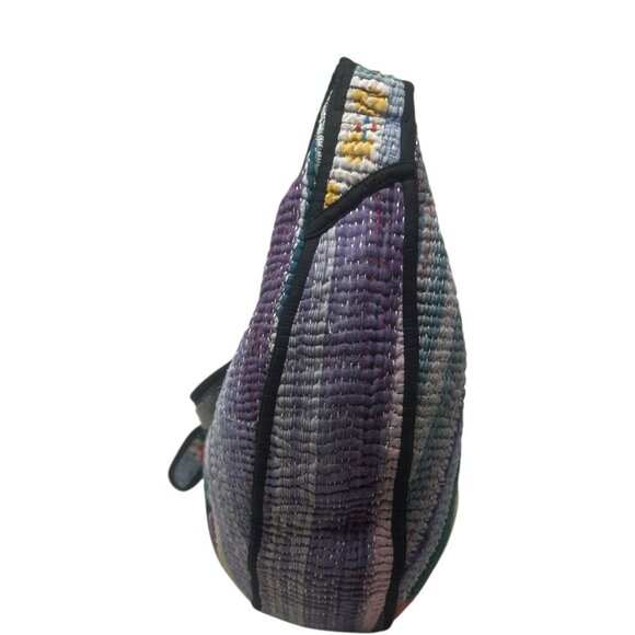 Namai Kantha Patchwork Quilted Crescent Crossbody Bag Zero Waste One of A Kind - Picture 8 of 11